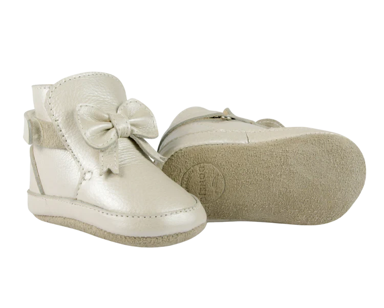 Cubow Booties White Metallic Donsje