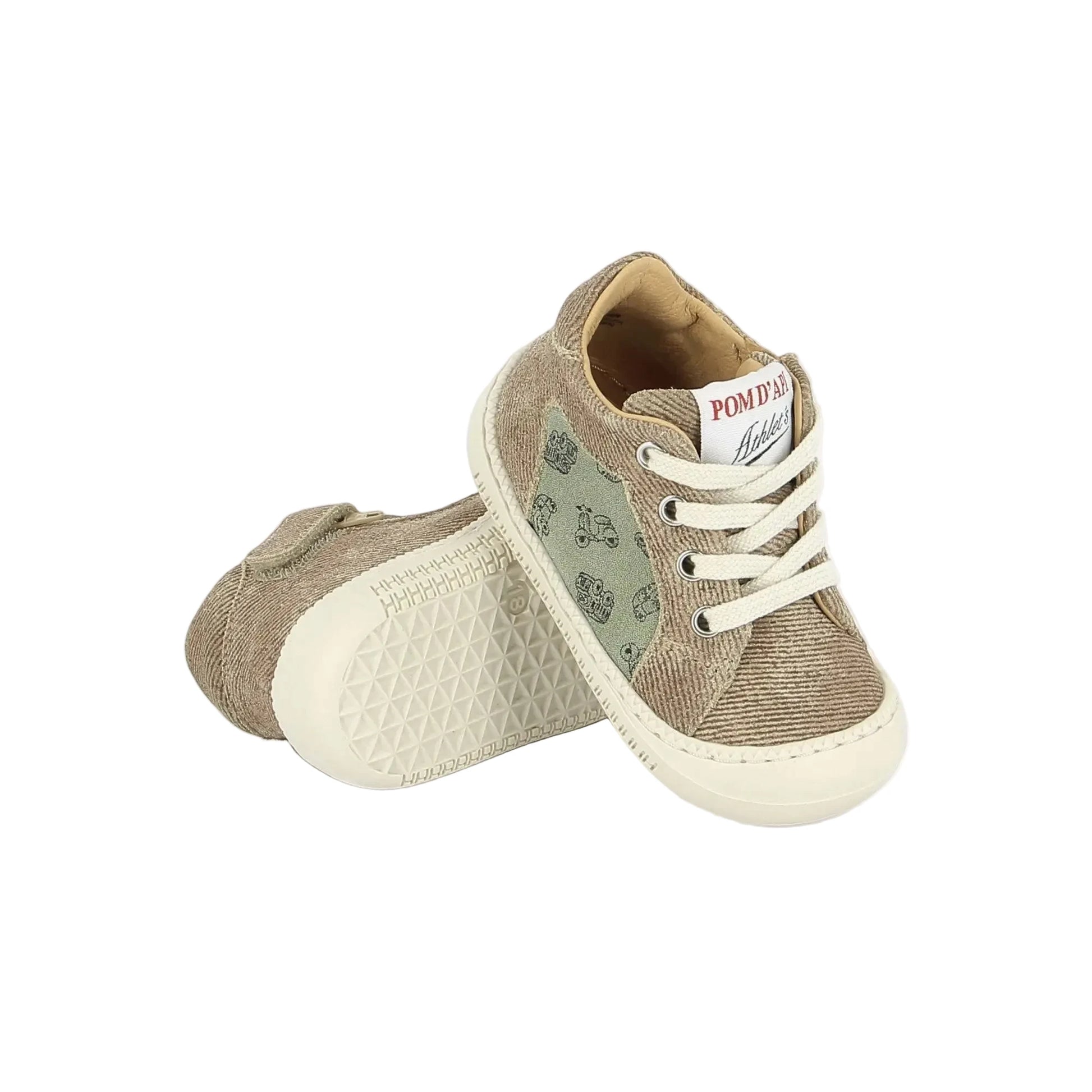 Premiers pas Yaka Star Pom D’Api Pom d’Api